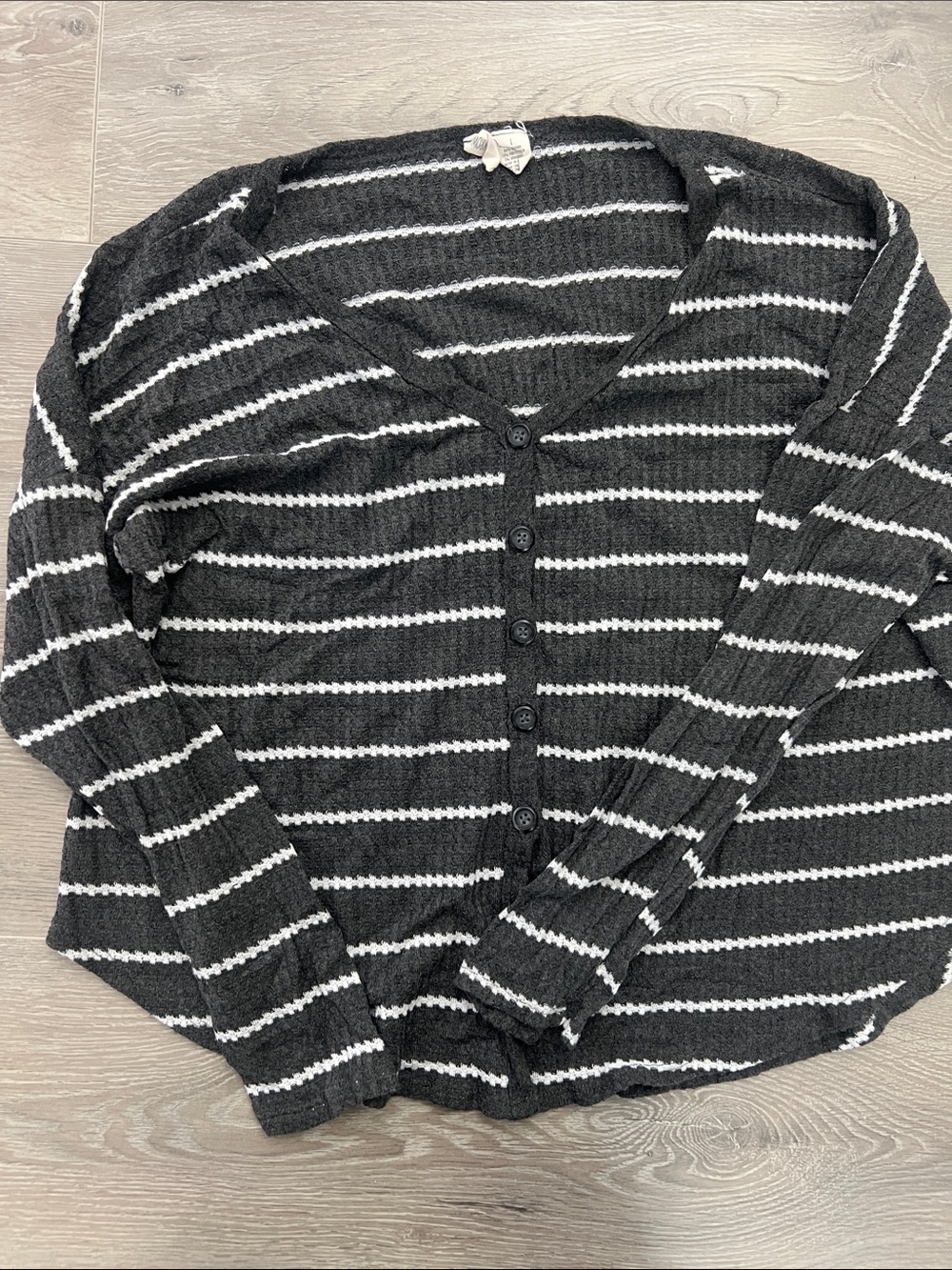 Sky and Sparrow Black & White Striped V‑Neck Button Cardigan